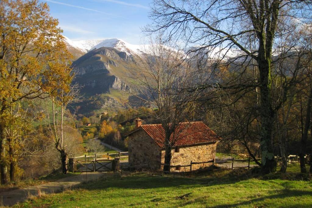 Los Pradones San Roque de Ríomiera Екстериор снимка