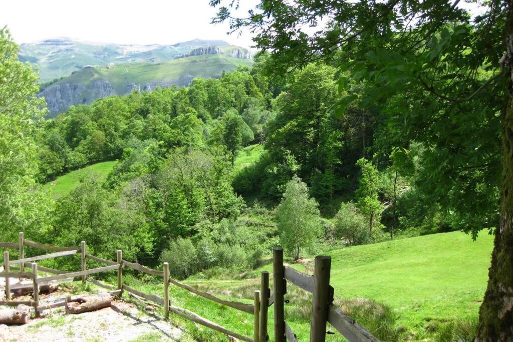 Los Pradones San Roque de Ríomiera Екстериор снимка