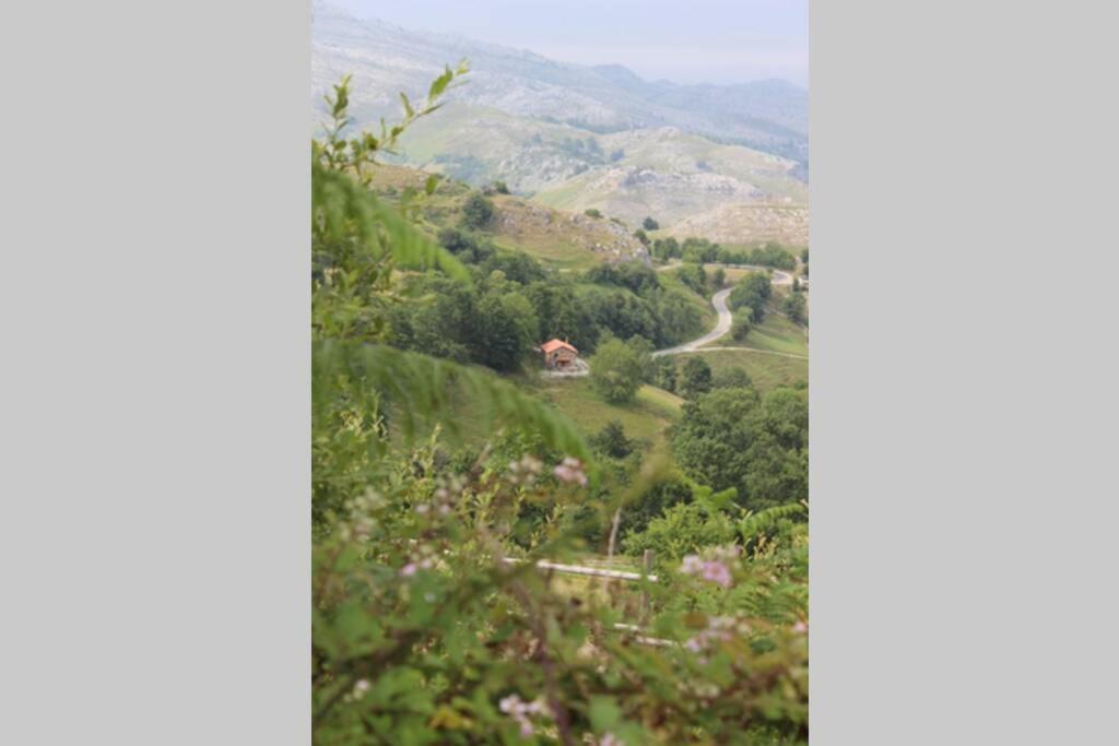 Los Pradones San Roque de Ríomiera Екстериор снимка